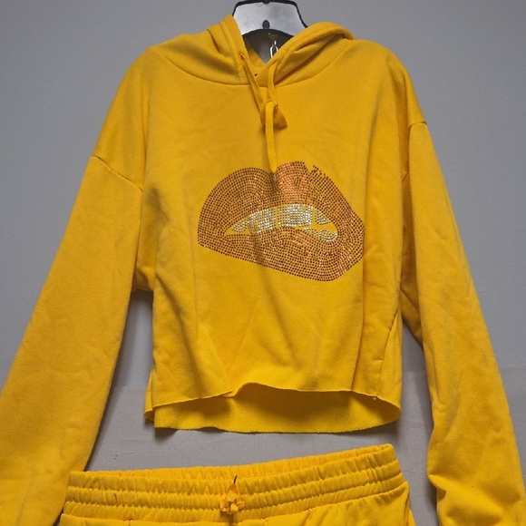 Rainbow Yellow Track Pants & Joggers Set - Picture 3 of 4